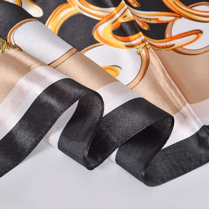 [BYSIFA] Черные золотистые шарфы для женский платок новые осенние зимние брендовые шали с буквами шарф на голову 90*90 см атласный Шелковый квадратный шарф