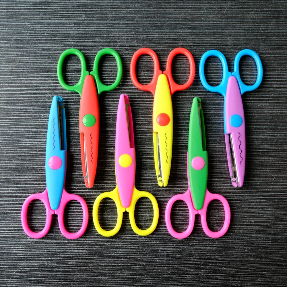 

6Pcs/LOT Diy Mini Scissors Paper Cutting Scissors Cute Kids Diy Decorative Craft Scissors For Paper Fabric Tape Cutting Photo
