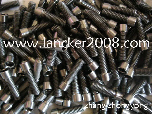 M4x18 Gr5 Шестигранная головка с головкой из титанового сплава DIN912 | Обустройство