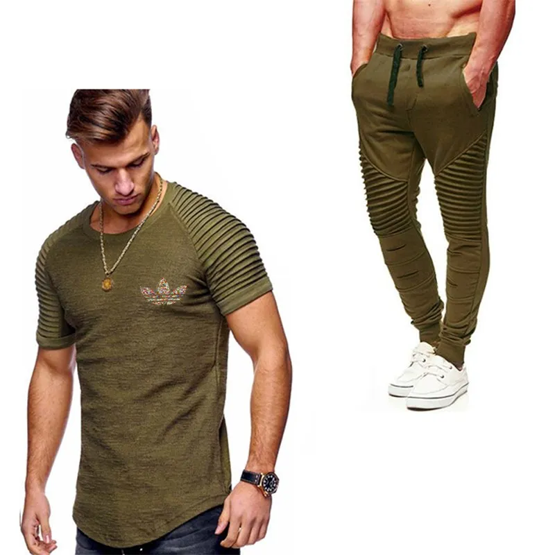 

2019 Summer Men pleated T Shirts+pants Sets Tide brand Hot Sale Cotton Comfortable Short Sleeve Tshirt men Casual Set Pant