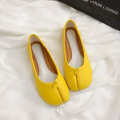 Cakucool/лоферы; женская обувь на плоской подошве; сезон осень; кожаная повседневная обувь с носком; женская обувь на плоской подошве в стиле японского ниндзя - Цвет: yellow