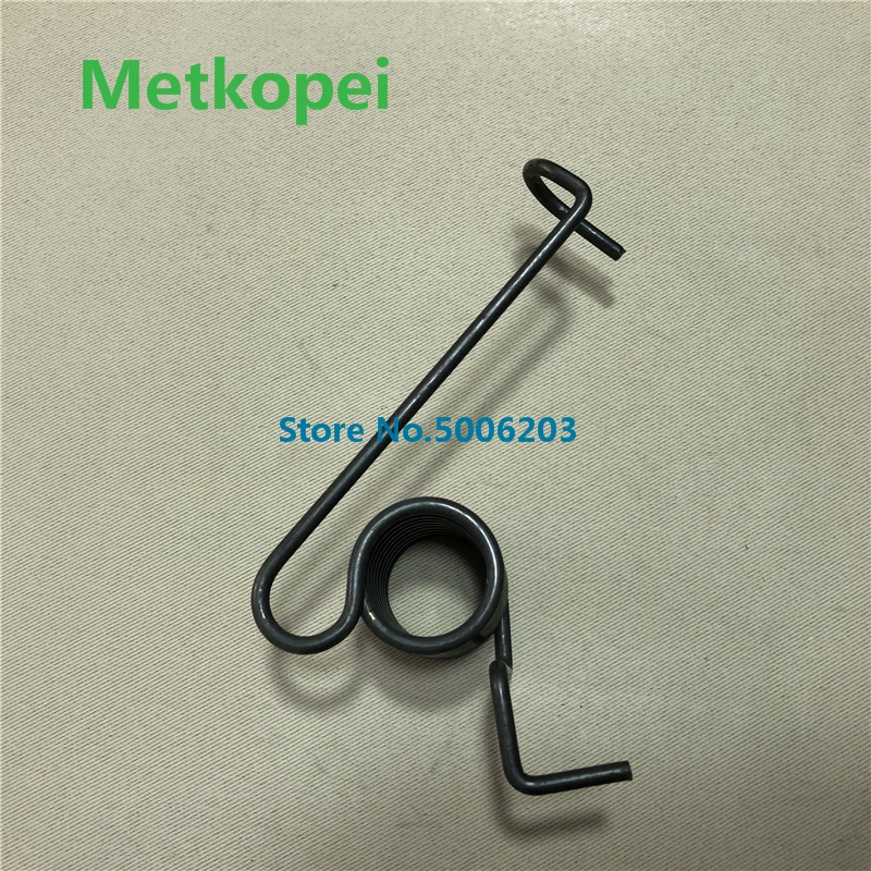 Motorcycle CG125 ZJ125 XF125 driven gear axle return spring for Honda 125cc CG 125 spare parts(out put external spring