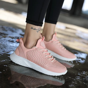 

2018 New Summer Hot Sell Outdoor Lightweight Womens Athletic Shoes Sport Sneakers Breathable Air Mesh Light Running Shoes