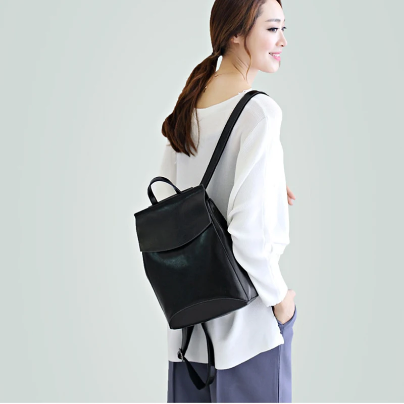 High Quality Real Cowhide Women Backpack Knapsack Crossbody Shoulder Bag Oil Wax Genuine Leather Female Rucksack School Daypack Stylish Backpacks expensive 