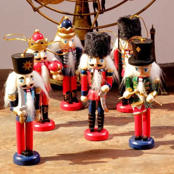 AIBEI 12cm Wooden Nutcracker puppets 6PCS LOT Moving the mouth ZAKKA Small Figurine Home Decoration Birthday