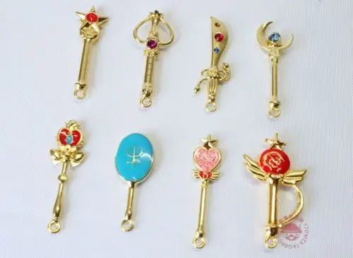 Cosplay-8pcs-Sailor-Moon-Pretty-Guardian-Tsukino-Usagi-Keychain-Necklace-Pendant