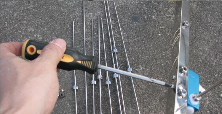 best antenna for bobcat Good signal receiving UV dual band yagi antenna 435M 145M repeater yagi 144M 146M high gain base station aerial fiberglass antenna kit