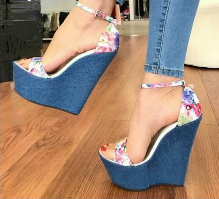 

2019 New Designer Print Denim Sandals Roman Sandals High Quality Wedges High Heels Peep-Toe Platform Shoes Woman