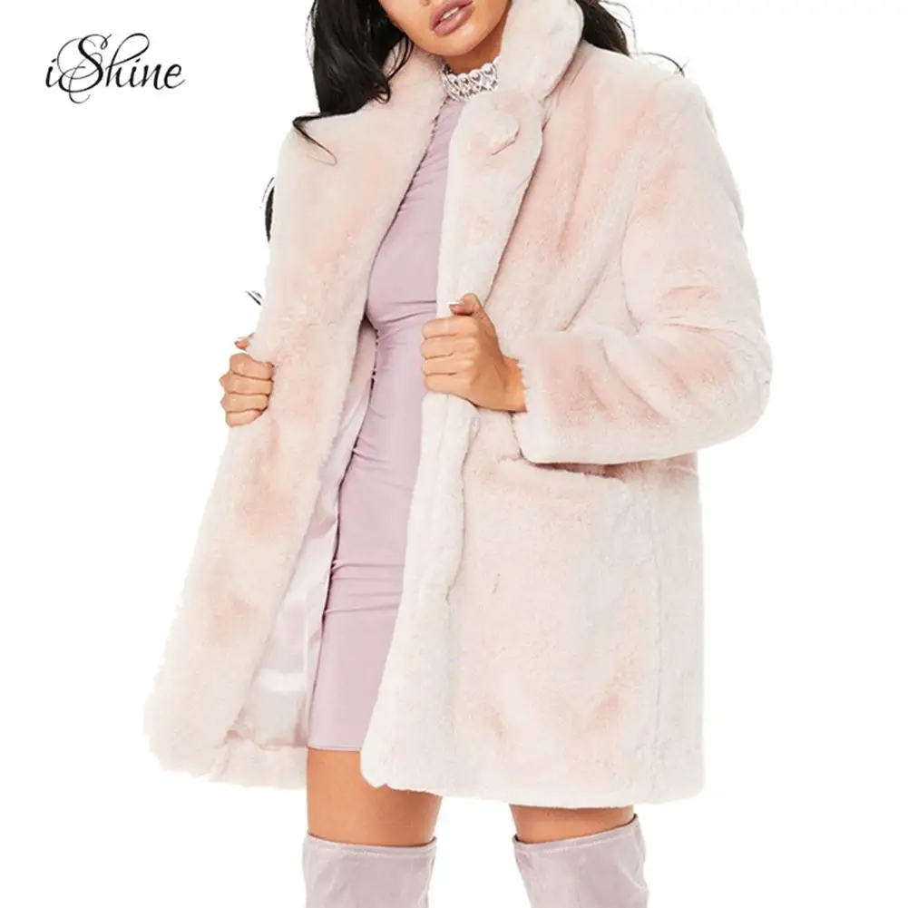 Пальто из искусственного меха с капюшоном. Зимние пальто из искусственного меха женские. Пальто из искусственного меха. Зеленое пальто с меховым воротником. Зимние пальто из искусственного меха женские.