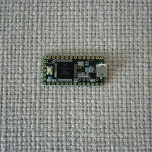 Рука Teensy 3,2 и заголовок развития модель платы Teensy3.2