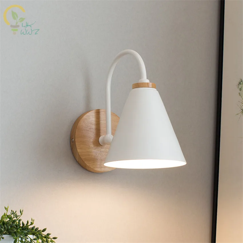

Nordic Wooden Led Wall lights Bedside Wall lamp Black/White Iron Wall Sconce for bedroom Living room Home Lighting Decoration
