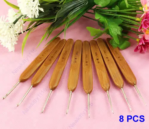 

New Bamboo Handled Metal Crochet Hooks 8 Pcs 8 Sizes Needles Weave Craft