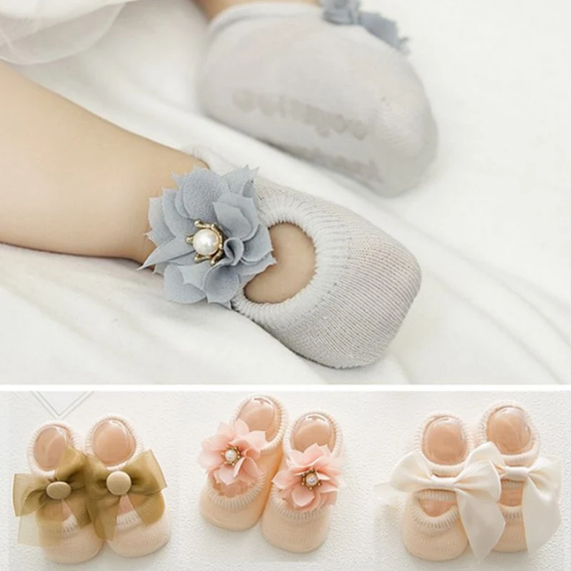 1 пара Хлопковых Носков для маленьких девочек носки для новорожденных Нескользящие милые кружевные носки с цветочным принтом и бантом для малышей носки для дня рождения для От 1 до 3 лет