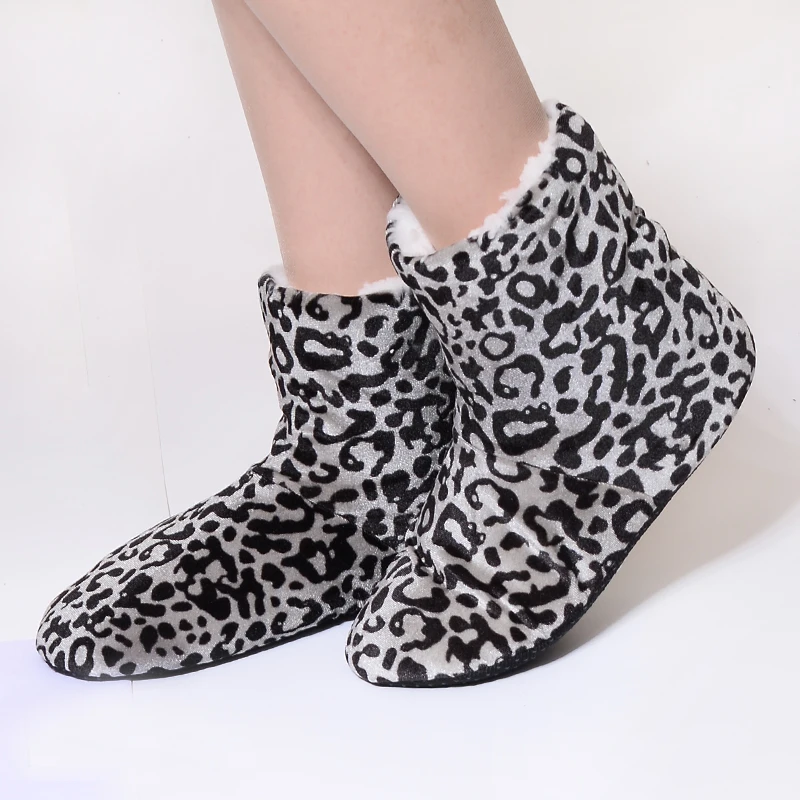 FRALOSHA/Женская леопардовая домашняя обувь нескользящая Мягкая домашняя обувь женские зимние домашние Мягкие плюшевые ботинки