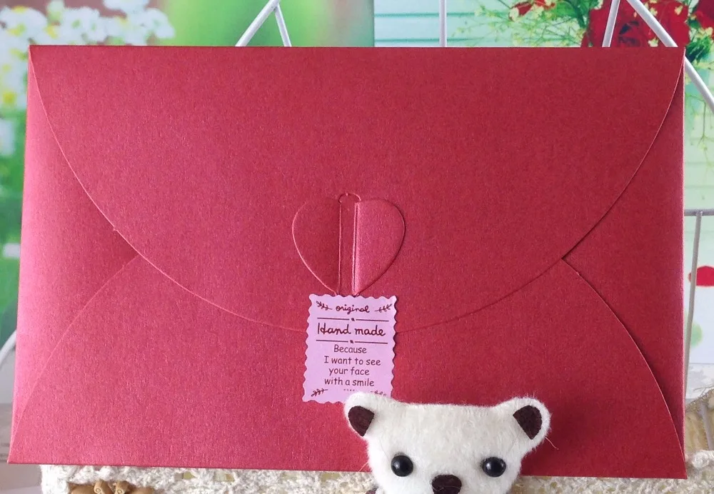 

Wholesale Free Shipping Gift Envelopes 11*17cm Pearlized Heart Shape Paper Gift Envelopes for Wedding Invitation/Card