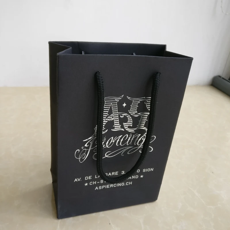 

wholesales 1000pcs/lot 19Hx13x6cm custom silver/gold high quality luxury paper bags/shopping bags/clothes/jewellery bags for ads