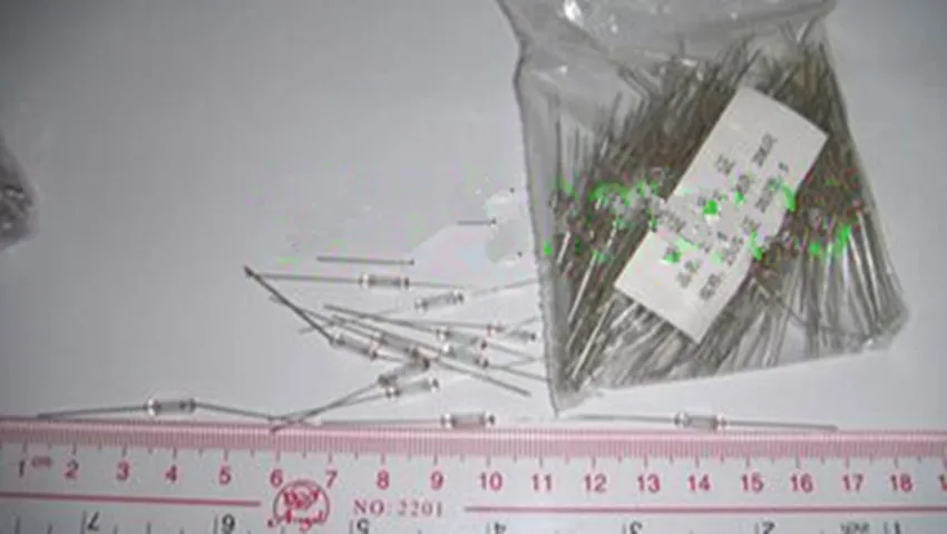 

3*10 MM 250V 5A Fast fuse for lead glass ,new and original