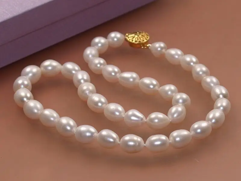 

Free shipping >>>>>New women AA 7-8mm white cultured pearl Akoya necklace genuine