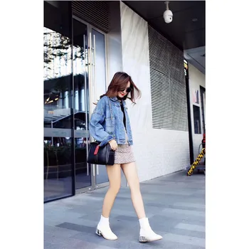 

New shoulder Messenger bag Korean version of the large-capacity Boston bag fashion first layer real leather tide