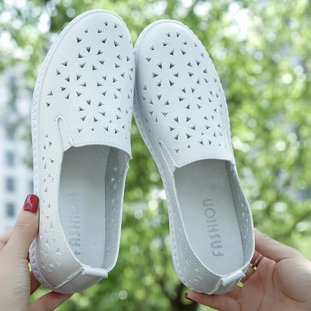 

Women Flats Loafers Sneakers High Quality Soft Handmade Leather Shoes Hollow Out Breathable Slip On Casual Flat Shoes Women
