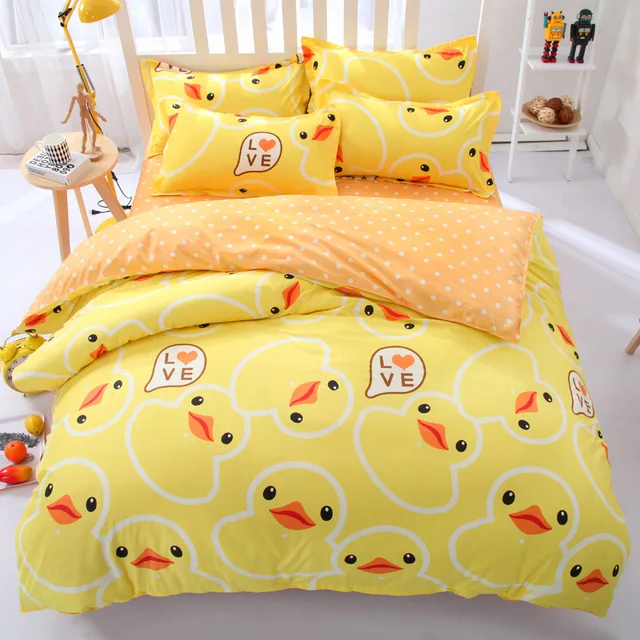 WLIARLEO 4PCS Character Bedding Set Yellow Duck Comforter bedding sets