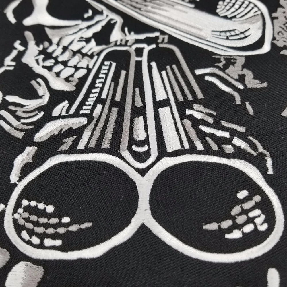 Skull with Gun vest back patch embroidery iron-on cool jacket biker mini patches garment accessory (3)