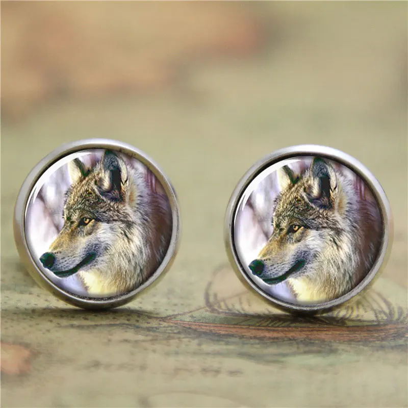 10pairs/lot Wolf earring the wolf Stare at the distance earring glass