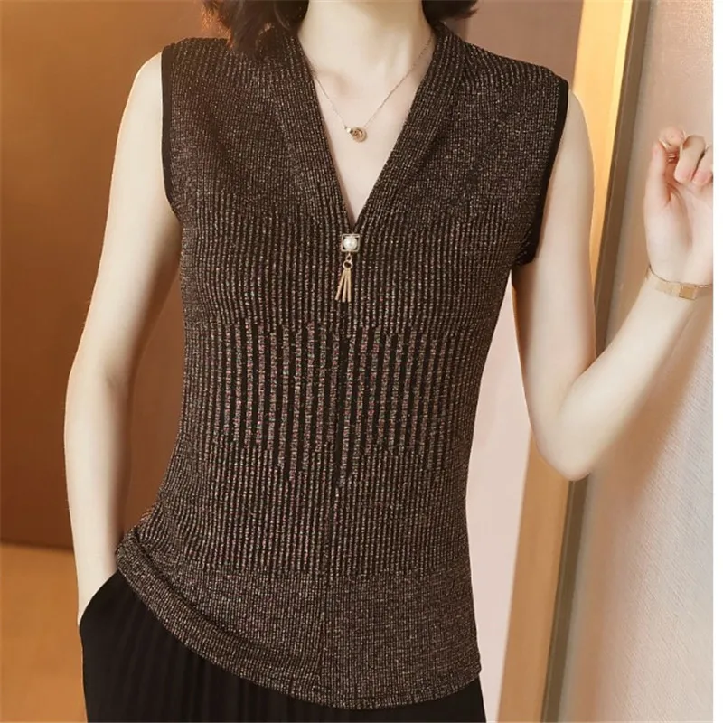 

2019 New Summer Womens Fashion Style V Collar Slim Foreign Knitted Shirt Vest Undercoat Female With Sleeveless Stretch Top Basic