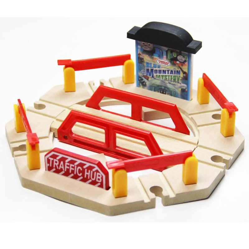 Fashion Kids DIY Vehicle Educational Toys Wooden Tomas Railway Train