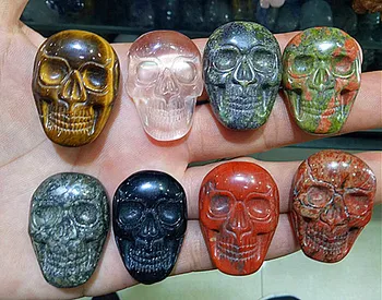 

2pcs Natural gemstone and crystal skull healing crystals random sold