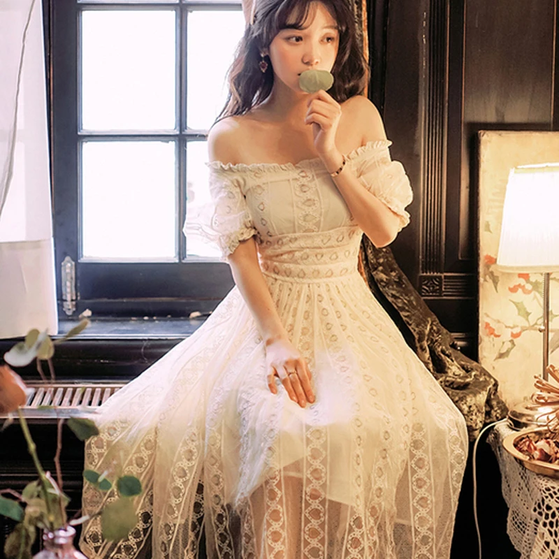 

SHTONGHUA Vestidos Women Lace Maxi Short sleeve Dress 2019 Summer Runway Designer Solid Slash nech Hollow Out Party Long Dress