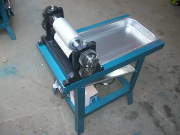 

High quality 86*195mm Electric bee comb foundation machine