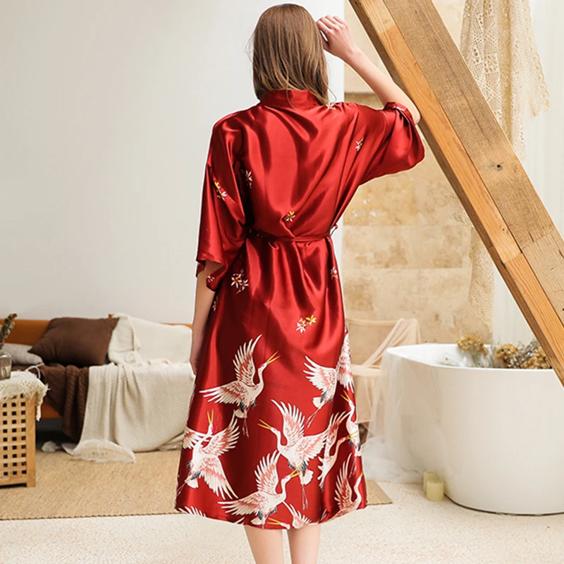 Shetelisi 2019 New Arrivals Satin Women Long Bathrobe Chinese Style Printing Robe with Sash sp0098