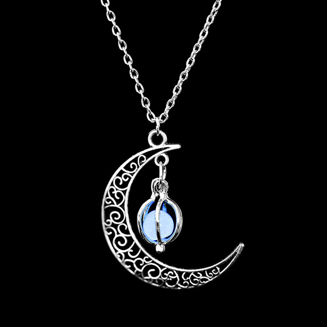 Fashion Silver Color Charm Luminous Pendant Necklace Women Moon Glowing Stone Necklace Christmas Necklaces Jewelry Gifts