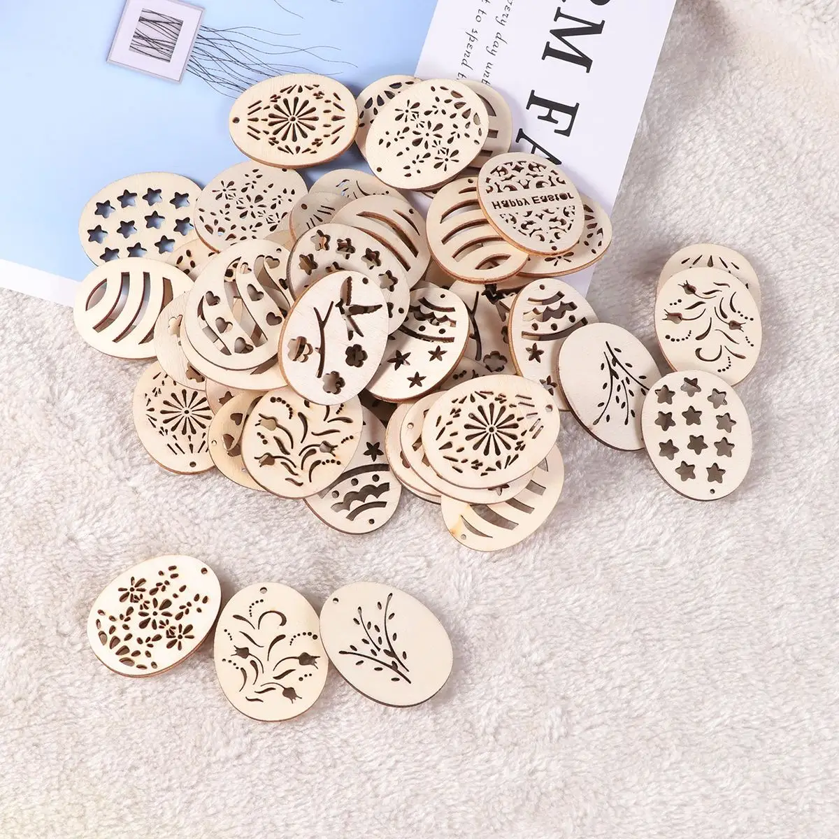 

50pcs DIY Doodle Educational Toy Small Natural Wooden Slice Scrapbooking Embellishments DIY Craft Decor (Mixed Pattern)