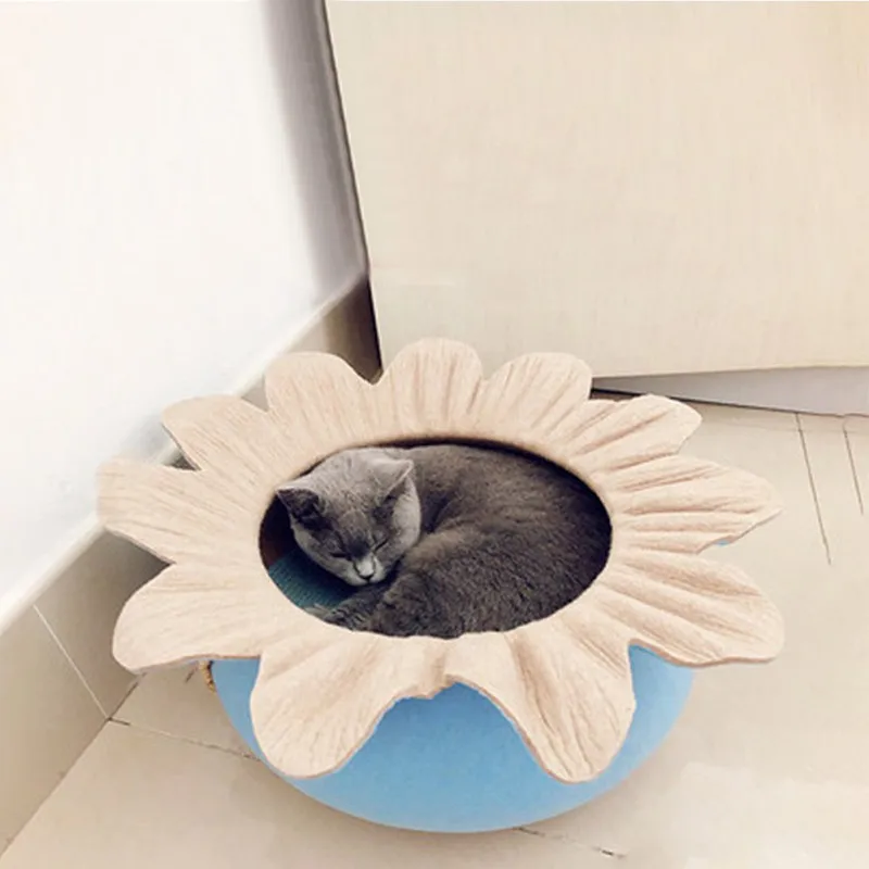 

Cute Pet Bed Flower Shaped Felt Bed Four Seasons Universal Warm Lightweight Portable Cat Nest