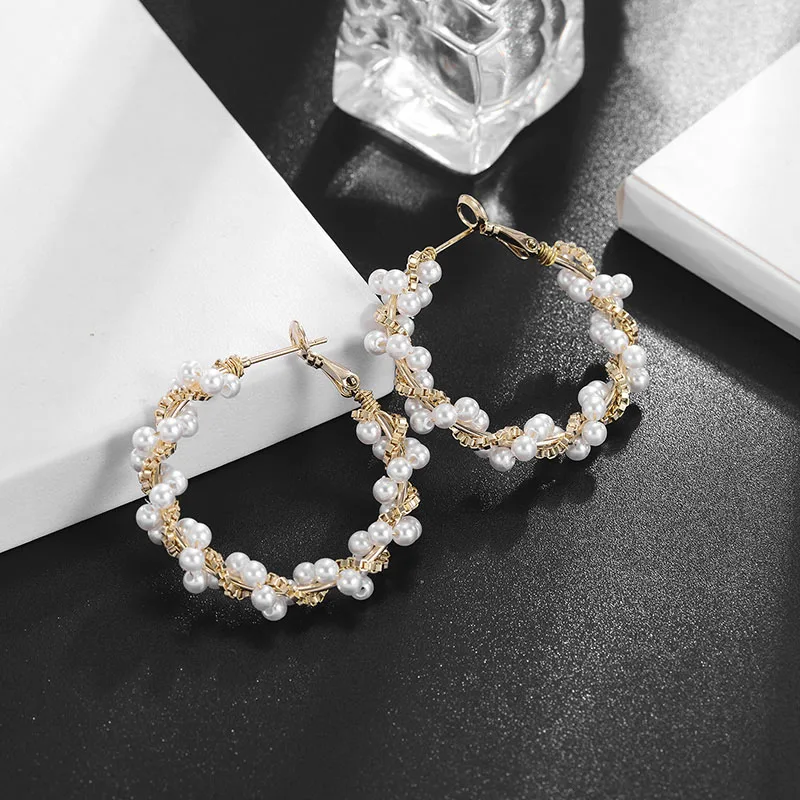 

New Arrival 2019 Drop Dangle Earrings Ladies Gold Color Ear Hoop Zinc Alloy Made Sweet Girls Ear Accessories Brincos for Party