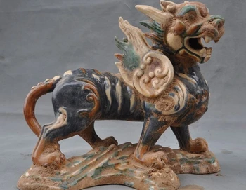 

Antiques Old China Fengshui Tang San cai Pottery Carved Myth beasts Tiger Statue