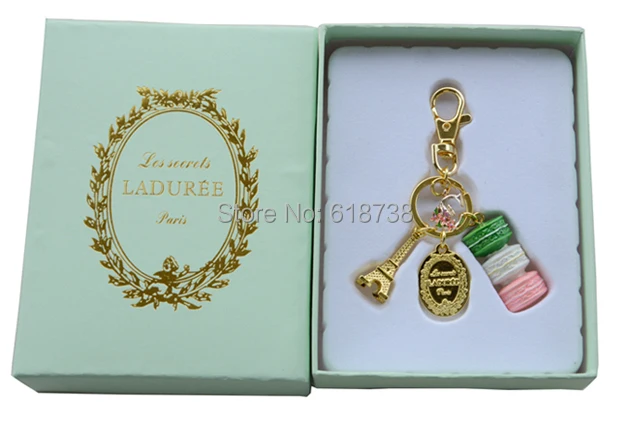 2015 New Macaroon keychain with C letter-gift box.jpg