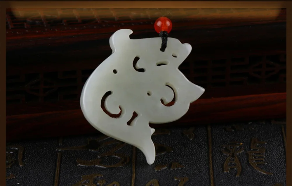 Подвеска из нефрита с подвеской в виде Золотого Дракона | Украшения и аксессуары