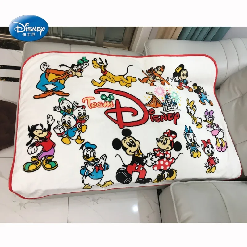 disney blanket (2)