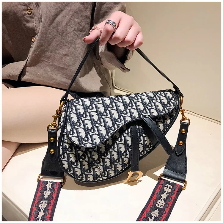 

HOT SALE handbag women casual tote bag female large shoulder SMALL messenger bags high quality PU Leather handbag with fur ball