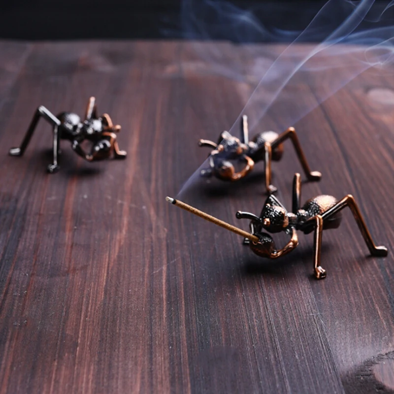 

1 Pcs Mini Alloy Ants Incense Burners Inserted Small Teahouse Accessories Boutique Stick Holders Home Decor 5x2.2cm