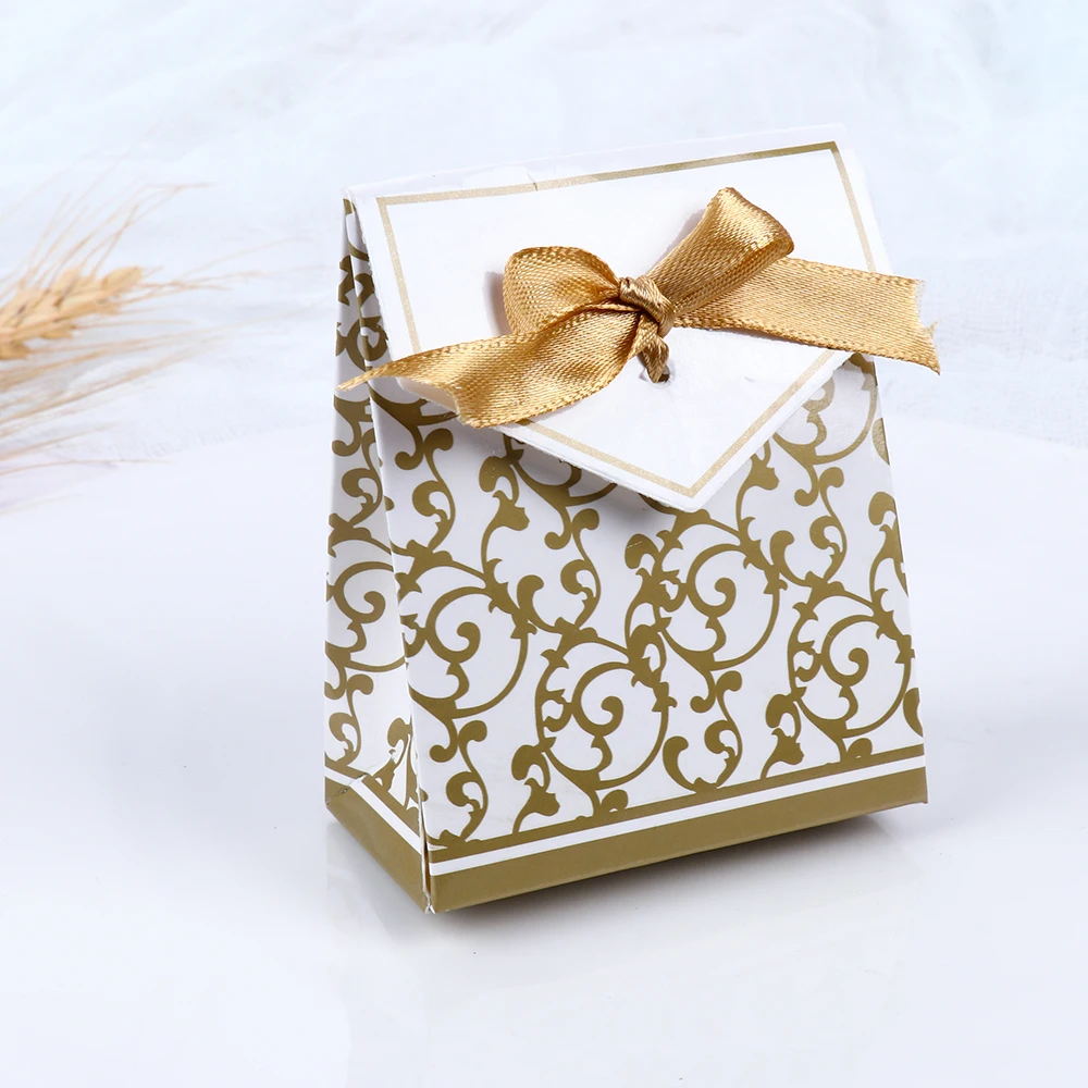 

5pcs Golden Silver Ribbon Wedding Favours Party Gift Candy Paper Box Cookie Candy gift bags Event Party Supplies