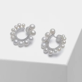 

Amorita boutique 925 Circular arc design stylish elegant pearl stud earrings