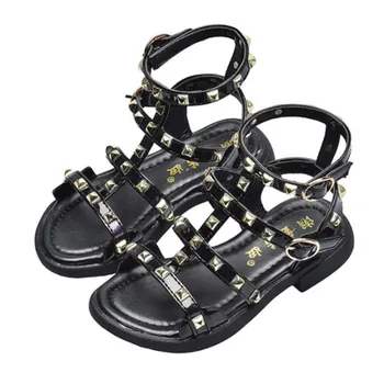 

2019 Little Girl Sandals Fashion Rivet Girls Summer Shoes Toddler Kids Beach Gladiator Sandals Good Quality Size 26-36