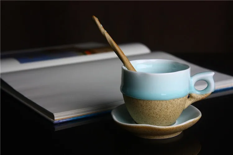 Ограниченная Горячая Персонализированная керамическая кофейная чашка с блюдцем белый/коричневый цвет