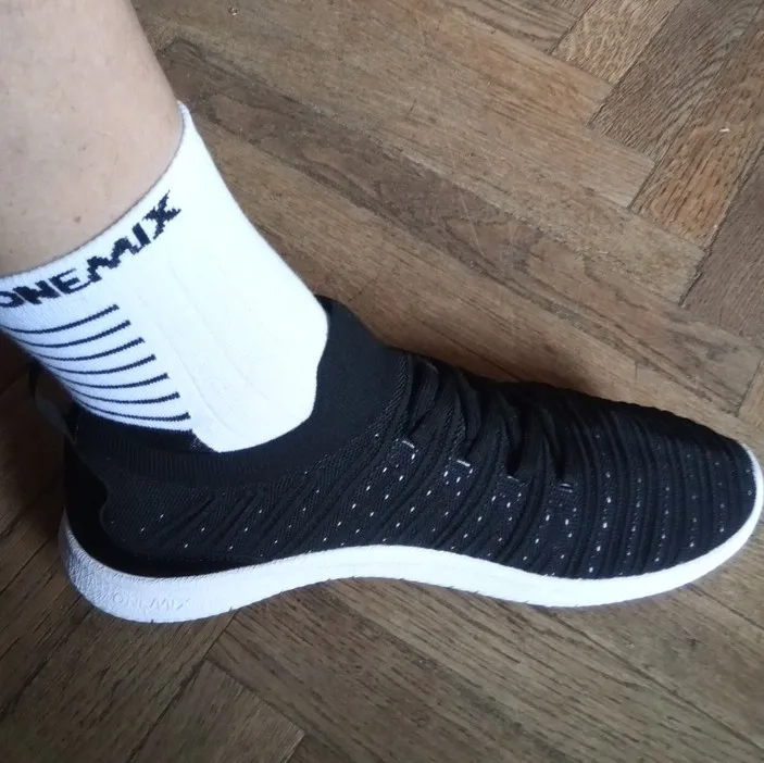 ONEMIX для мужчин обувь для бега легкая спортивные носки обувь мужской фитнес летние дышащие спортивная обувь трикотажные вамп кроссовки