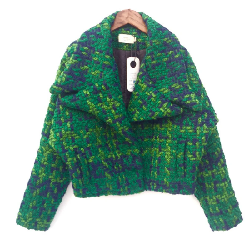 

Women Plaid Short Woolen Coat 2018 New Autumn and Winter Thickened Bat Sleeve Jacket