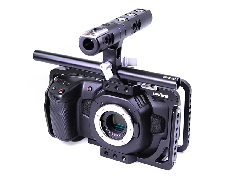 BMPCC-4k-camera-full-cage_02